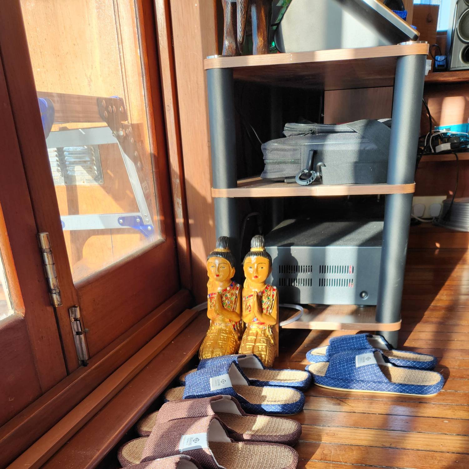Thai-style houseboat