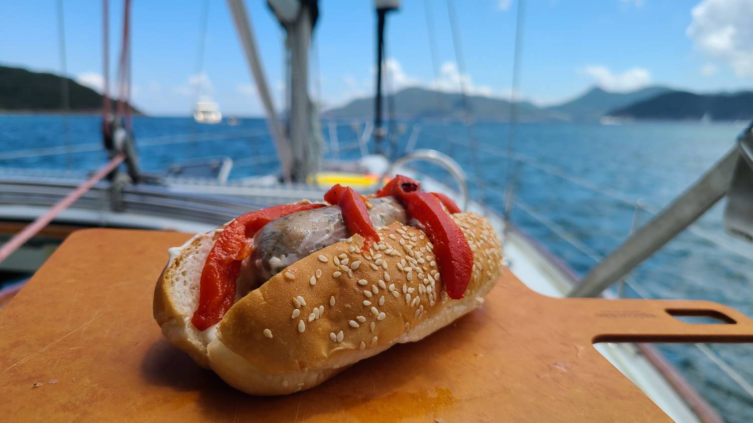 重型远航机动帆船体验（私人包船）