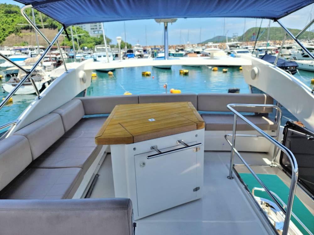 高级西式游艇 52 - 用家首选