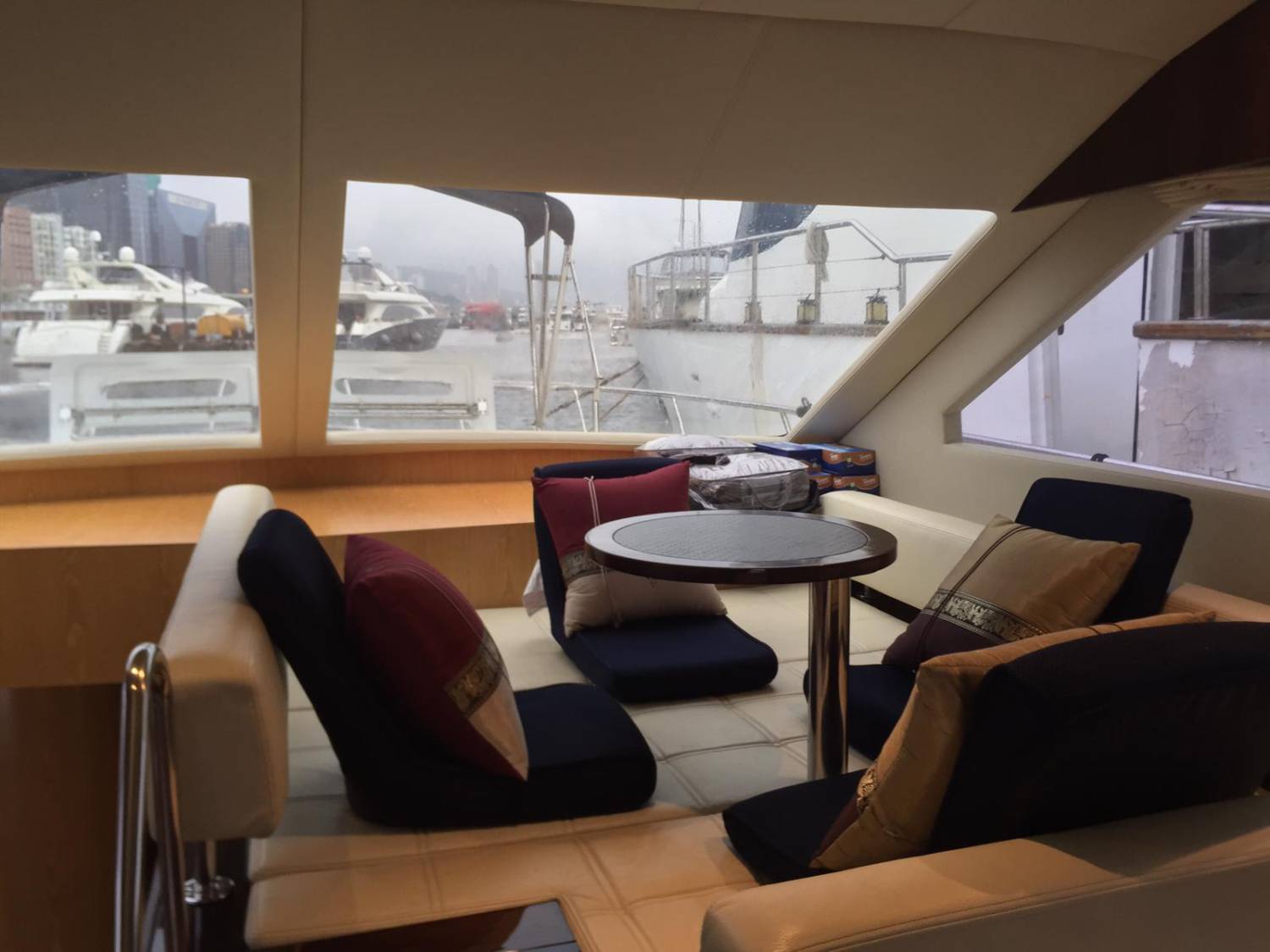 高级西式游艇 52 - 用家首选